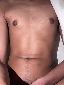 Snapshot of mdnn77 chatting on January 22, 2025, 12:06 am mdnn77 online show from January 22, 2025, 12:06 am