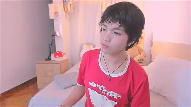 AllanYong18 online show from February 6, 2026, 9:34 am