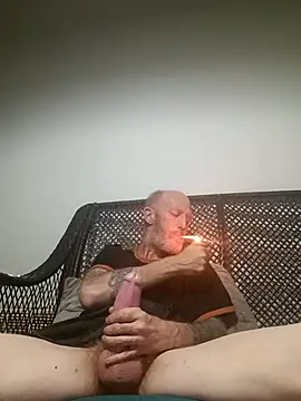 filthymind619 online show from May 10, 2026, 6:24 pm