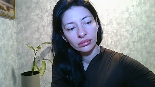 Snapshot of LissaBlossom chatting on May 18, 2026, 5:13 am LissaBlossom online show from May 18, 2026, 5:13 am