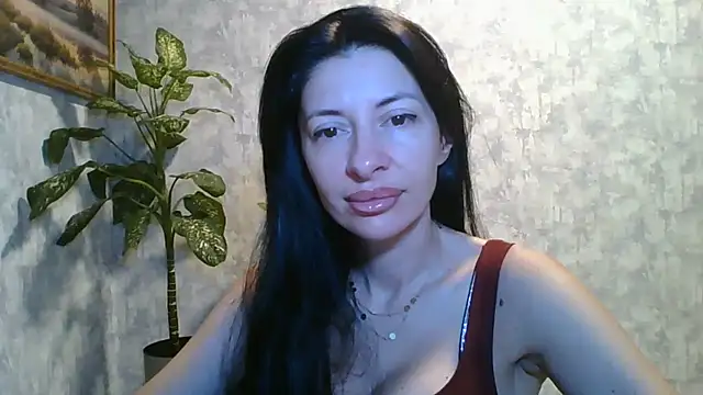 Snapshot of LissaBlossom chatting on June 24, 2026, 2:43 am LissaBlossom online show from June 24, 2026, 2:43 am
