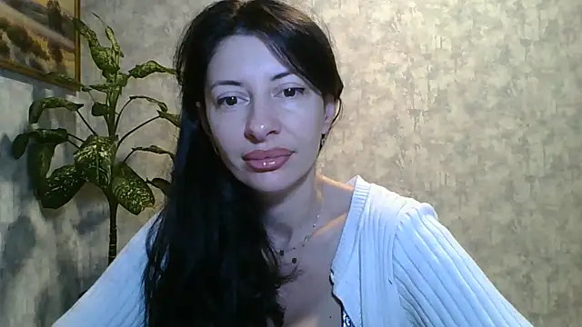 Snapshot of LissaBlossom chatting on July 4, 2026, 5:13 am LissaBlossom online show from July 4, 2026, 5:13 am