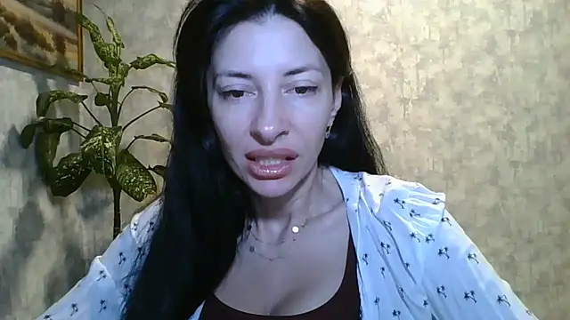 Snapshot of LissaBlossom chatting on July 6, 2026, 3:03 am LissaBlossom online show from July 6, 2026, 3:03 am