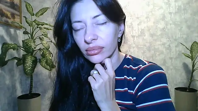 Snapshot of LissaBlossom chatting on August 1, 2026, 4:12 am LissaBlossom online show from August 1, 2026, 4:12 am