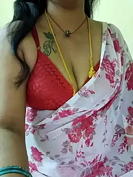 Snapshot of sriyazhini chatting on February 17, 2025, 4:26 pm sriyazhini online show from February 17, 2025, 4:26 pm