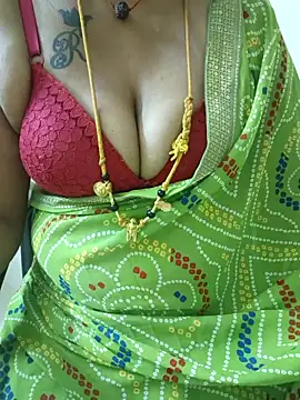 Snapshot of sriyazhini chatting on March 15, 2025, 5:37 pm sriyazhini online show from March 15, 2025, 5:37 pm