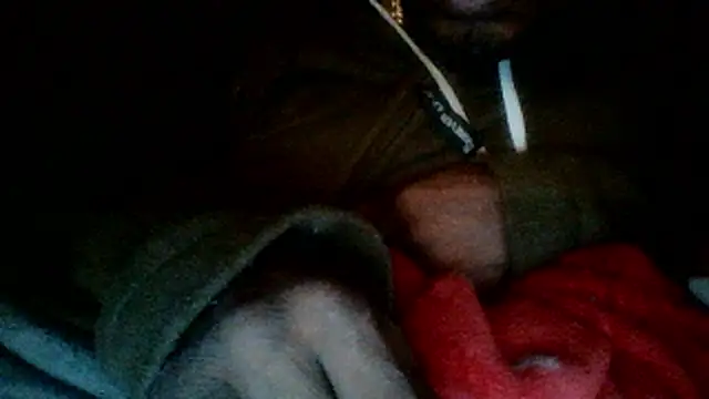 Snapshot of Nice_n_hairy580 chatting on December 16, 2025, 1:21 am Nice n hairy580 online show from December 16, 2025, 1:21 am