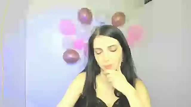 Snapshot of Amalia_amor chatting on February 27, 2025, 9:11 am Amalia amor online show from February 27, 2025, 9:11 am