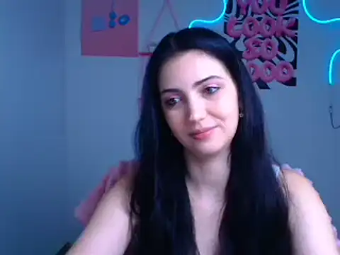 Snapshot of Amalia_amor chatting on November 18, 2025, 7:02 am Amalia amor online show from November 18, 2025, 7:02 am