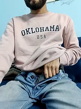 TOPMOON001 online show from February 17, 2025, 11:34 am