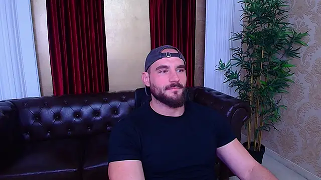 AdamJamesonn online show from September 25, 2025, 5:33 am