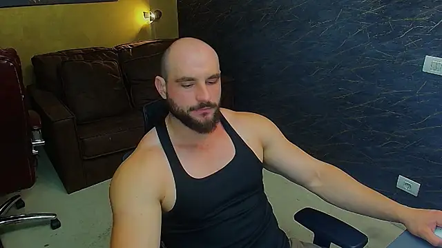 Snapshot of AdamJamesonn chatting on June 29, 2026, 5:14 am AdamJamesonn online show from June 29, 2026, 5:14 am