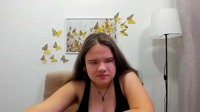 AdeleCruz online show from February 8, 2025, 1:11 pm