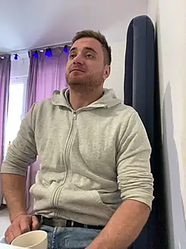 Snapshot of viamen chatting on January 9, 2025, 9:06 am viamen online show from January 9, 2025, 9:06 am