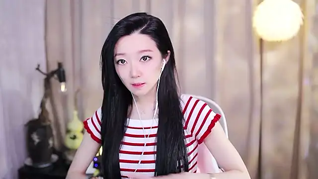 Zoe-99 online show from January 19, 2026, 1:15 pm