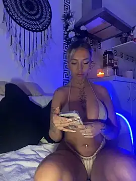 CheekyChels online show from March 6, 2025, 3:35 pm