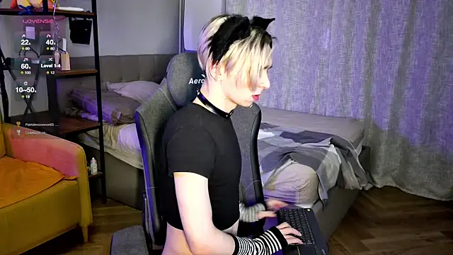 leon yuugen online show from March 19, 2025, 5:28 pm