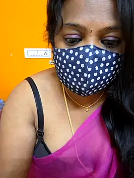 Snapshot of kanikasree chatting on February 2, 2025, 5:37 pm kanikasree online show from February 2, 2025, 5:37 pm