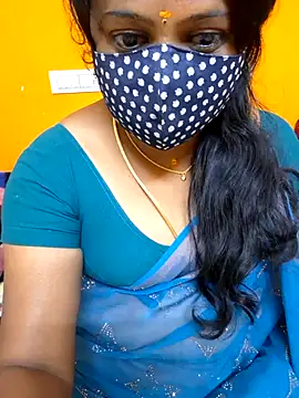 Snapshot of kanikasree chatting on February 8, 2025, 10:29 pm kanikasree online show from February 8, 2025, 10:29 pm