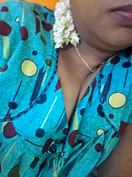 Snapshot of kanikasree chatting on September 12, 2025, 7:52 am kanikasree online show from September 12, 2025, 7:52 am