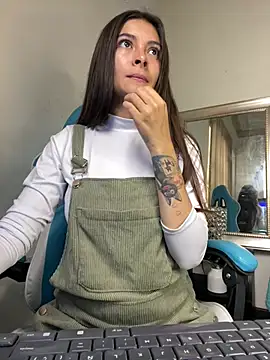 Aleska Miami online show from March 2, 2026, 2:24 pm