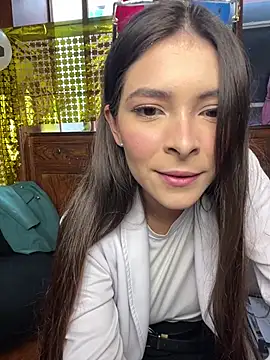 Aleska Miami online show from June 18, 2026, 8:02 pm