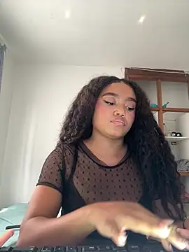 Snapshot of JasmineRose7 chatting on June 3, 2026, 2:33 pm JasmineRose7 online show from June 3, 2026, 2:33 pm
