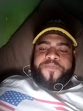 Snapshot of safado0027 chatting on April 17, 2026, 4:04 am safado0027 online show from April 17, 2026, 4:04 am