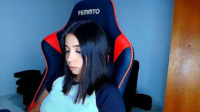 Rousse violett online show from March 5, 2026, 1:34 am