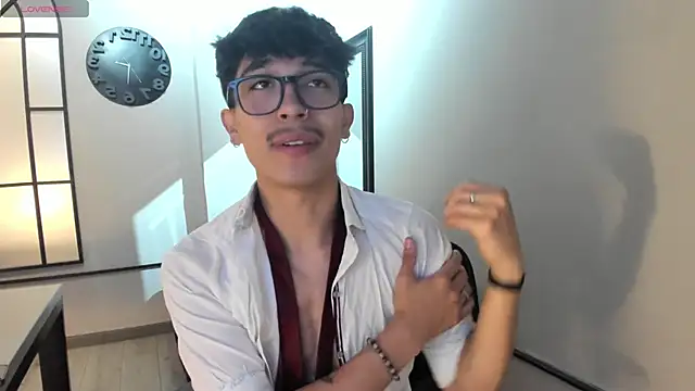 tim  fox online show from September 22, 2025, 11:56 am