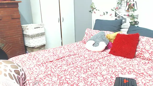 PEBBLES365 online show from July 27, 2026, 12:39 am