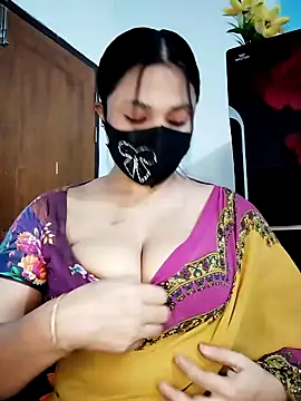 Snapshot of Anika-1 chatting on May 11, 2026, 8:31 am Anika-1 online show from May 11, 2026, 8:31 am