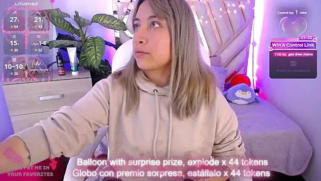 Snapshot of NyxAndria_1 chatting on March 3, 2025, 6:22 pm NyxAndria 1 online show from March 3, 2025, 6:22 pm