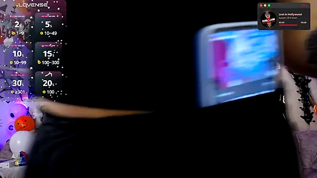 Snapshot of NyxAndria_1 chatting on October 21, 2025, 10:10 pm NyxAndria 1 online show from October 21, 2025, 10:10 pm