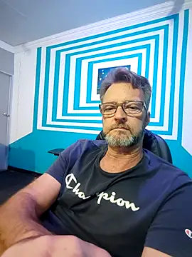 Snapshot of itsmeyes69 chatting on February 17, 2025, 8:04 pm itsmeyes69 online show from February 17, 2025, 8:04 pm