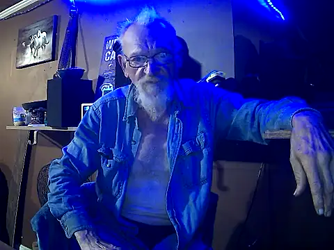 Aldick68 online show from November 23, 2025, 6:02 am