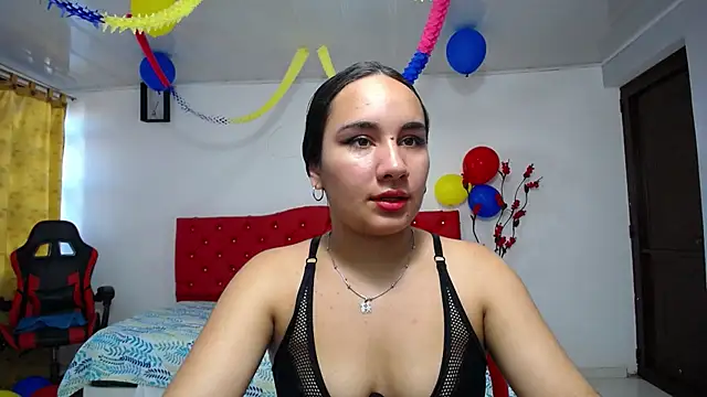 Maylin horny19 online show from June 20, 2026, 9:39 pm