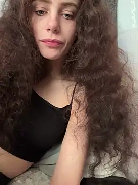 Snapshot of VioletxBlue chatting on January 9, 2025, 2:18 pm VioletxBlue online show from January 9, 2025, 2:18 pm