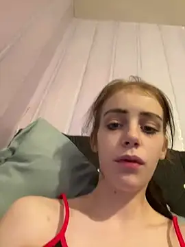 Snapshot of VioletxBlue chatting on January 17, 2025, 10:34 pm VioletxBlue online show from January 17, 2025, 10:34 pm