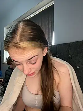 Snapshot of VioletxBlue chatting on September 14, 2025, 9:08 am VioletxBlue online show from September 14, 2025, 9:08 am