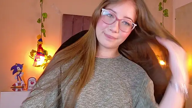Dahlia Rousse online show from June 24, 2026, 6:12 am