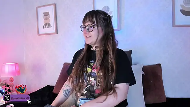 Snapshot of Veronica_simons chatting on September 18, 2025, 9:17 pm Veronica simons online show from September 18, 2025, 9:17 pm