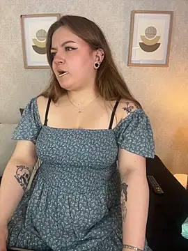 Snapshot of Veronica_simons chatting on May 11, 2026, 8:50 pm Veronica simons online show from May 11, 2026, 8:50 pm
