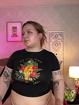 Snapshot of Veronica_simons chatting on June 27, 2026, 9:20 pm Veronica simons online show from June 27, 2026, 9:20 pm