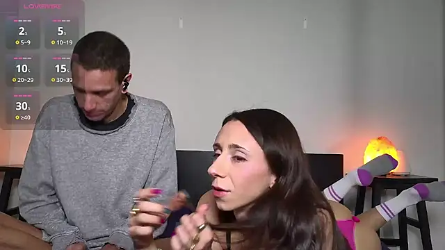 Snapshot of alexandjohntv chatting on November 23, 2025, 4:40 pm alexandjohntv online show from November 23, 2025, 4:40 pm