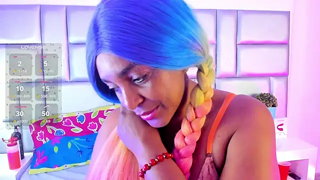 LovelyNickii online show from September 10, 2025, 12:38 pm