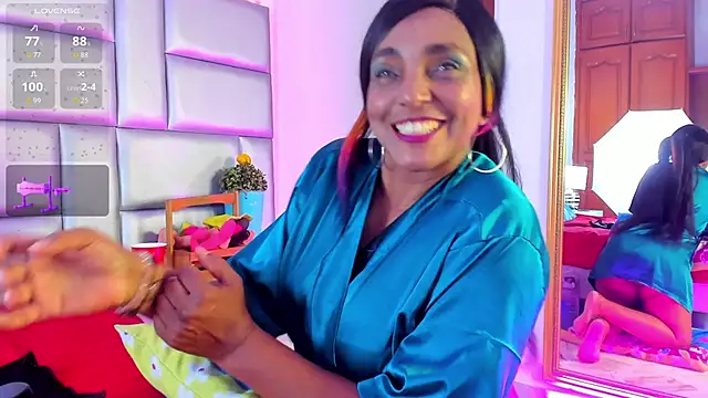 LovelyNickii online show from April 26, 2026, 3:15 am