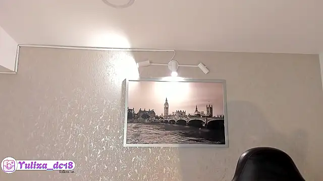 Snapshot of Luxury_Woman chatting on October 3, 2025, 3:58 am Luxury Woman online show from October 3, 2025, 3:58 am