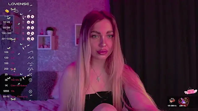 Mika Rayy online show from February 11, 2025, 6:01 pm