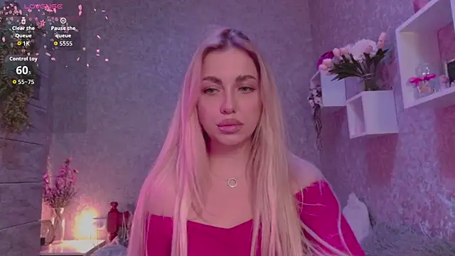 Mika Rayy online show from October 10, 2025, 6:18 pm